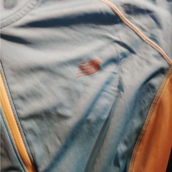 New Balance Turquoise/Yellow Athletic Light Hoodie Top(Knick In The Back) - Picture 4 of 6